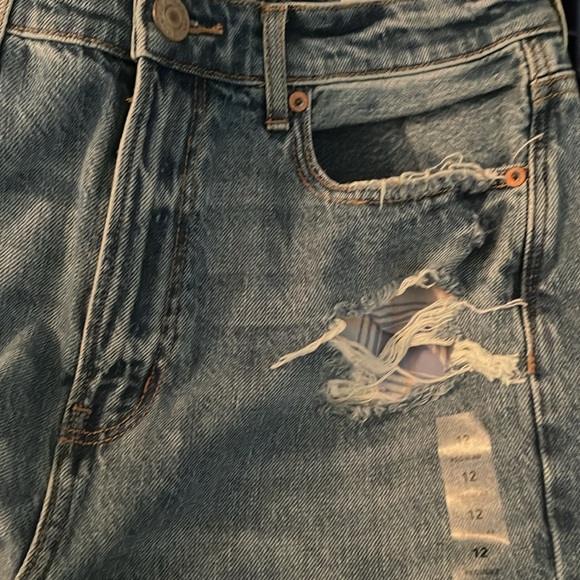 NWT Highest rise 90’s Flare jeans with distressed comfort stretch waistband - Picture 6 of 7